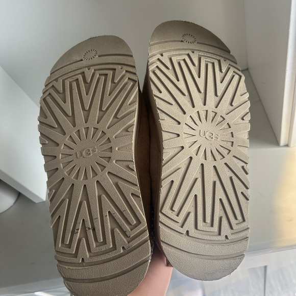 Ugg Tazz Slipper Sand - Picture 7 of 7